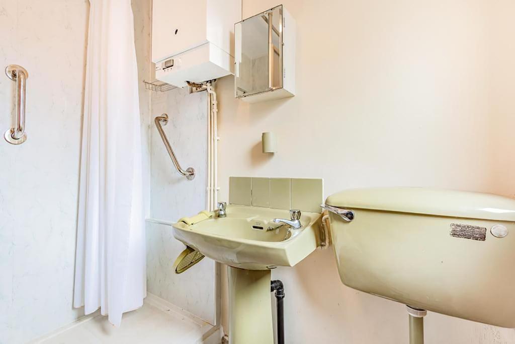 Tallis House, Sleeps 5, Near Centre, Free Parking, Long Or Short - By Nmb Casa de férias *